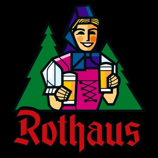 Rothaus-Logo mit „Biergit Kraft“ in Tracht zwischen zwei Tannen.