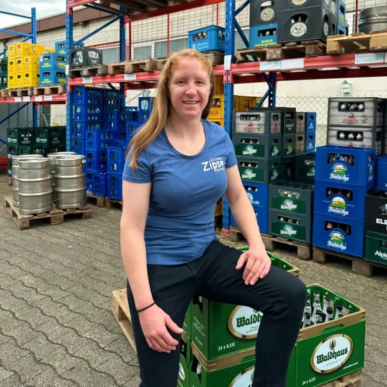 Porträt von Denise Zipse, Universal-Unterstützung im Team.